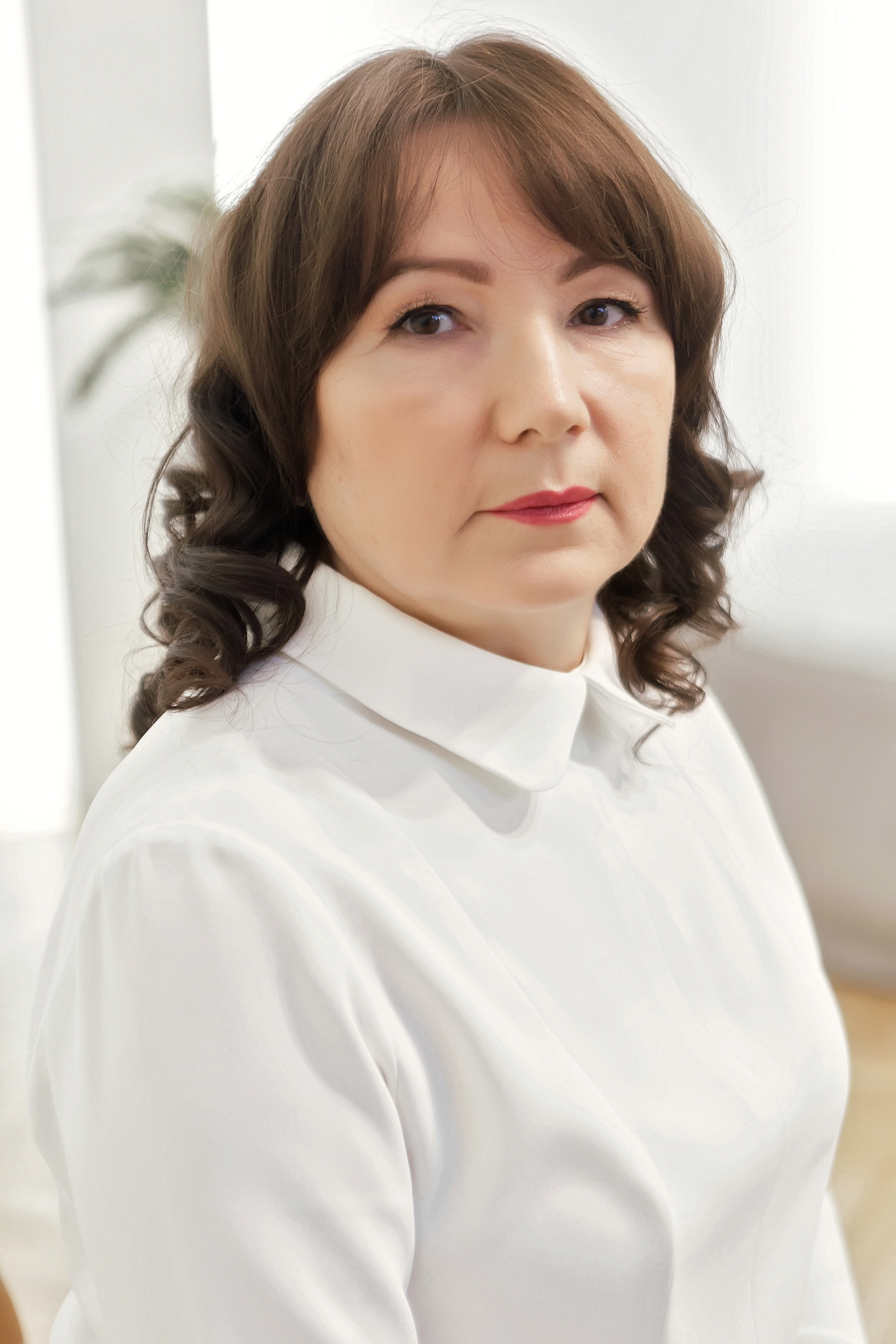 Макара Олена Михайлівна